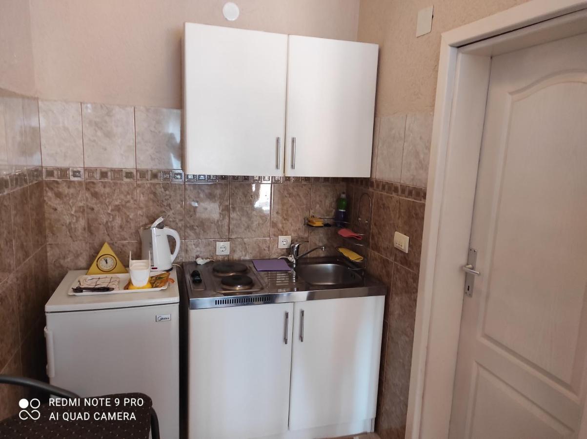 Apartments Anne Petrovac Luaran gambar