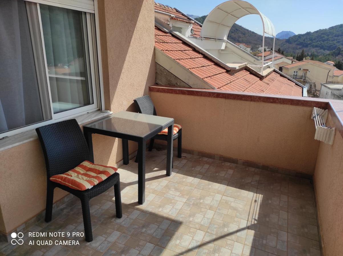 Apartments Anne Petrovac Luaran gambar