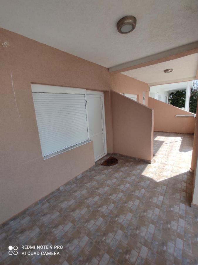 Apartments Anne Petrovac Luaran gambar